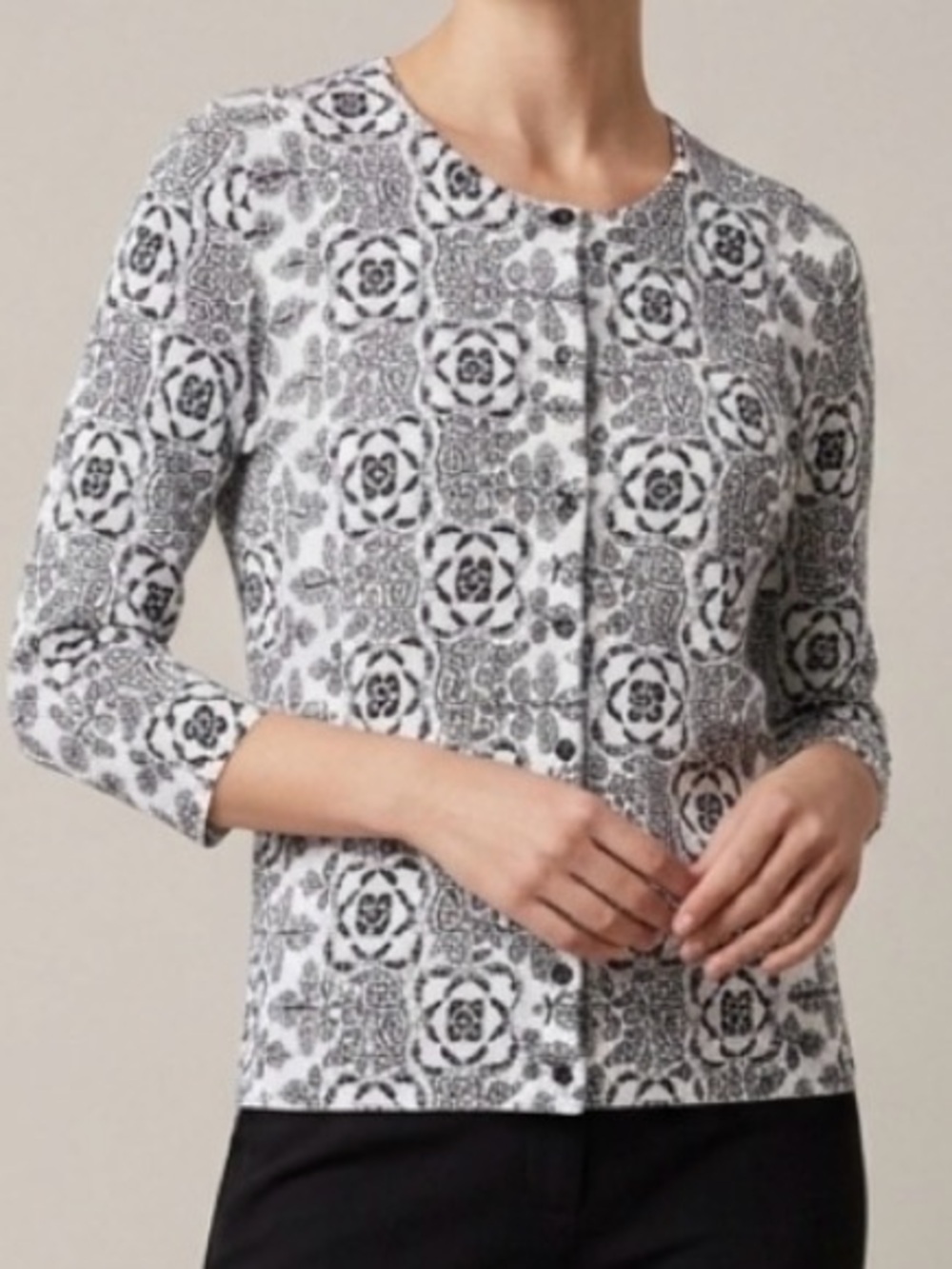 Premise 3/4 sleeves cardigan sweater